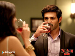 Movie Wallpapers Of The Movie Pati Patni Aur Woh