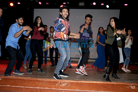 Kartik Aaryan snapped promoting his film Luka Chuppi at National College