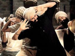 Sanu Kehndi | Kesari | Akshay Kumar & Parineeti Chopra Sanu Kehndi | Kesari | Akshay Kumar & Parineeti Chopra