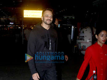 Shraddha Kapoor, Ranveer Singh, Alia Bhatt and others snapped at the airport