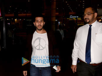 Shraddha Kapoor, Ranveer Singh, Alia Bhatt and others snapped at the airport
