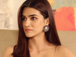 Kriti Sanon: “Shah Rukh Khan-Kajol is My FAVOURITE Couple” | Twitter Fan Questions