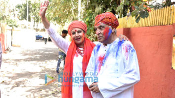 Shabana Azmi, Javed Akhtar, Farhan Akhtar and others snapped during Holi 2019 celebration in Juhu