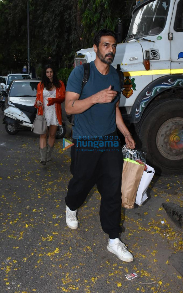 Arjun Rampal and Gabriella Demetriades spotted in Bandra