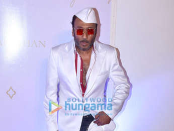 Celebs grace the launch of Farah Khan Ali's book 'A Bejewelled Life'