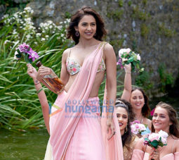 Movie Stills Of The Movie De De Pyaar De