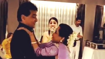 Woah! Jeetendra dancing with Shobha Kapoor on Jawani Janeman is couple goals!