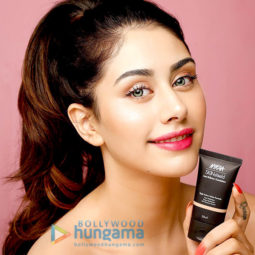 Celebrity Photo Of Warina Hussain