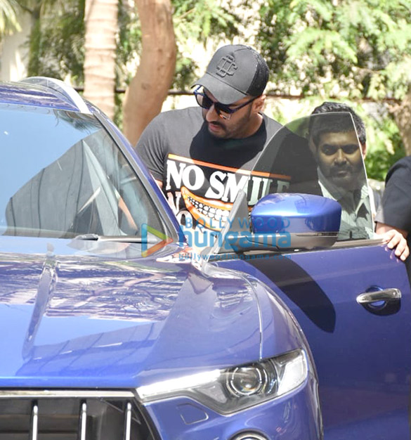 Arjun Kapoor spotted at Aanand L Rai’s office Arjun Kapoor spotted at Aanand L Rai’s office