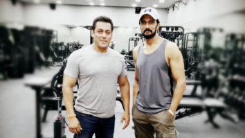 Dabangg 3: Salman Khan and Kiccha Sudeep strike a pose as the latter wraps up his first day