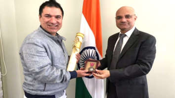 Kader Khan’s son collects his father’s Padma Shri in Toronto