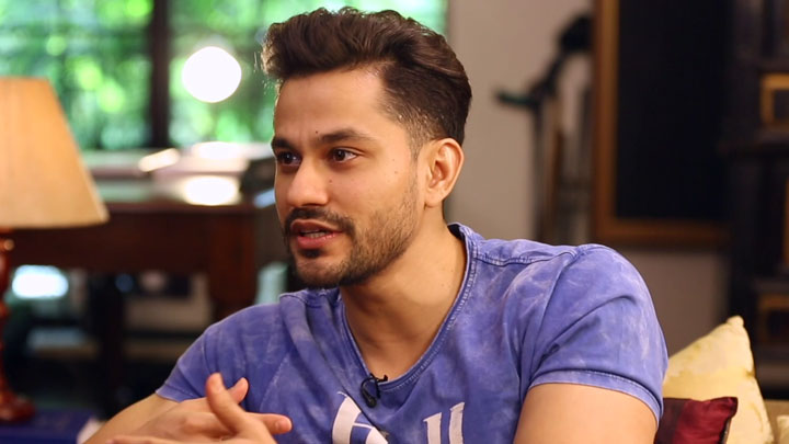 Kunal Khemu: Varun Dhawan is Very Entertaining | Go Goa Gone Sequel Out Soon | Twitter Fan Questions