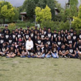 PHOTO: Aamir Khan strikes a pose with wife Kiran Rao, ex-wife Reena Dutta and entire clan on 85th birthday of his mom Zeenat