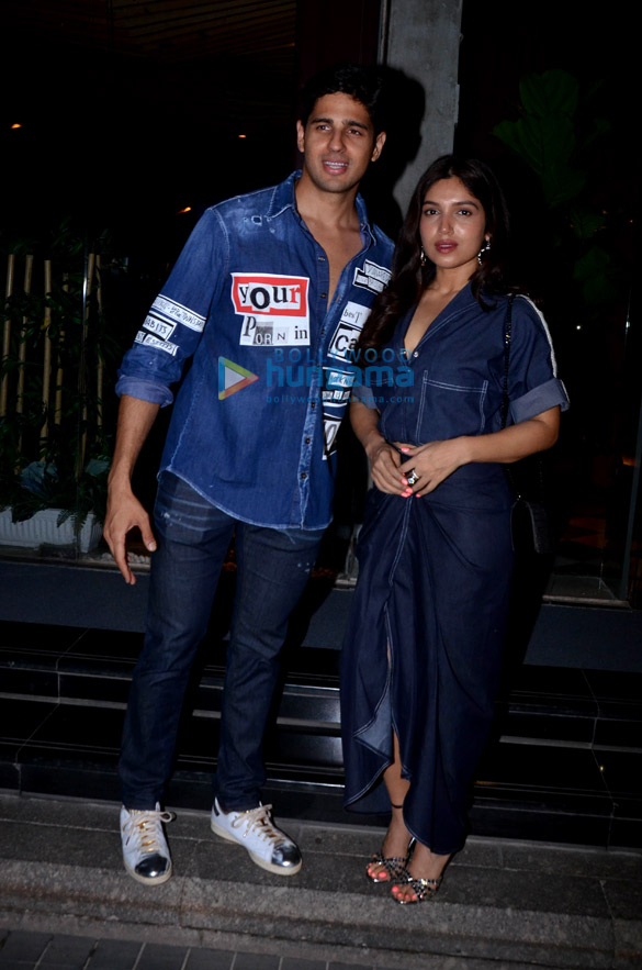 Photos: Sidharth Malhotra, Bhumi Pednekar and others spotted at Bayroute, Juhu Photos: Sidharth Malhotra, Bhumi Pednekar and others spotted at Bayroute, Juhu