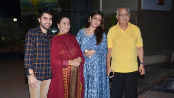 Raveena Tandon spotted with family at Shoppers Stop, Bandra