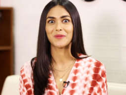 Mrunal Thakur: “HRITHIK did not want to DISSAPPOINT…” | Movie with SRK ? | Super 30 | Batla House Mrunal Thakur: “HRITHIK did not want to DISSAPPOINT…” | Movie with SRK ? | Super 30 | Batla House