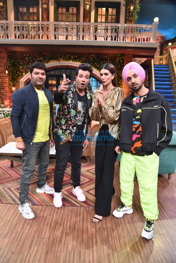 Photos: Diljit Dosanjh, Kriti Sanon & Varun Sharma promote Arjun Patiala snapped on the sets of The Kapil Sharma Show Photos: Diljit Dosanjh, Kriti Sanon & Varun Sharma promote Arjun Patiala snapped on the sets of The Kapil Sharma Show