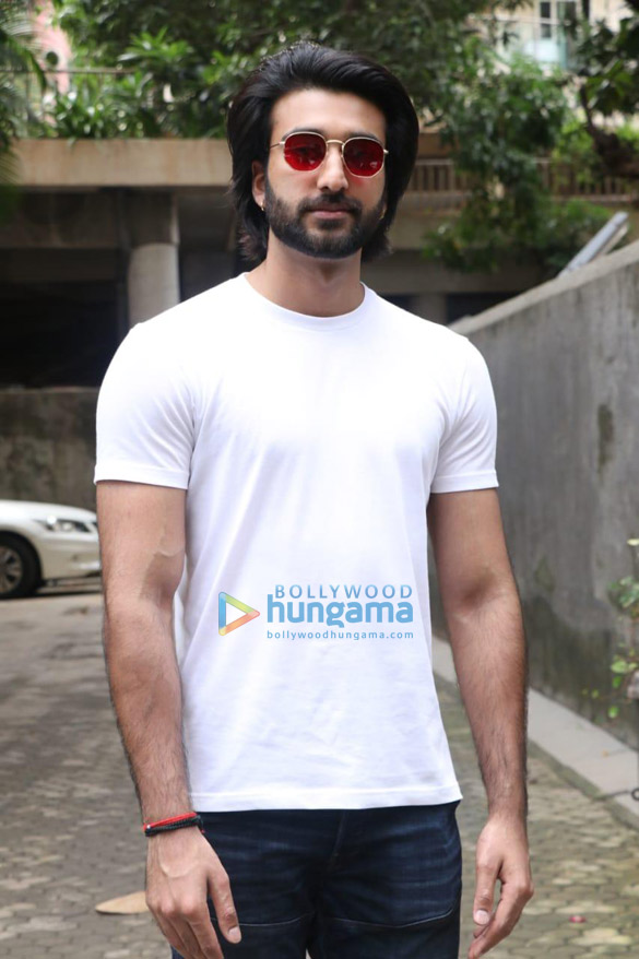 Photos: Meezaan Jafri snapped at Sanjay Leela Bhansali’s office in Juhu Photos: Meezaan Jafri snapped at Sanjay Leela Bhansali’s office in Juhu