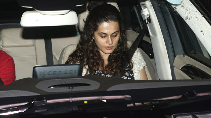 Taapsee Pannu spotted at Kromakay salon in Juhu