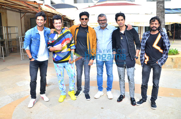 Photos: Cast of Chhichhore snapped at Sun n Sand for promotions Photos: Cast of Chhichhore snapped at Sun n Sand for promotions