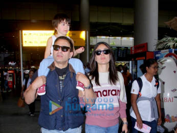 Photos: Saif Ali Khan and Kareena Kapoor Khan snapped at the airport