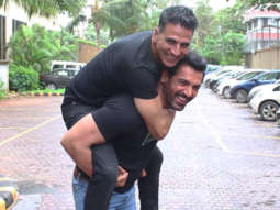 WOW: Akshay Kumar & John Abraham, The Desi Boyz Reunite | Mission Mangal & Batla House