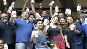 On The Sets From The Movie Coolie No. 1