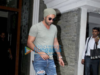 Photos: Ranbir Kapoor spotted at a clinic in Bandra