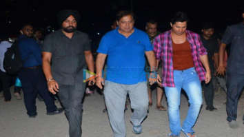 Photos: Varun Dhawan, David Dhawan and Anjini Dhawan snapped at the Versova jetty