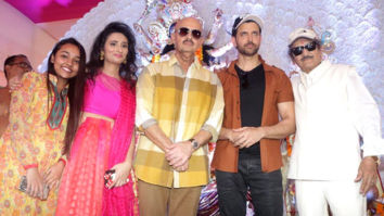 Hrithik Roshan and Rakesh Roshan seek blessings on Durga Ashtami