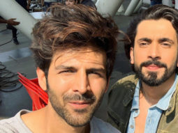 Kartik Aaryan promotes Sunny Singh’s Ujda Chaman in the best way possible! Kartik Aaryan promotes Sunny Singh’s Ujda Chaman in the best way possible!