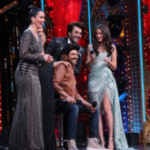 Pati Patni Aur Woh - Ananya Panday shaves off Kartik Aaryan's moustache on Nach Baliye set