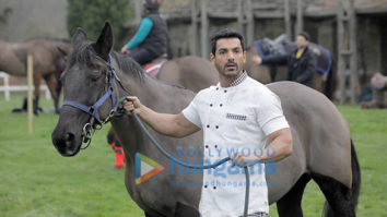 Movie Stills Of The Movie Pagalpanti