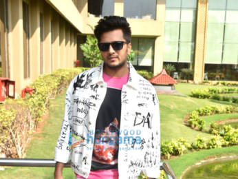 Photos: Sidharth Malhotra and Riteish Deshmukh snapped promoting their film Marjaavaan