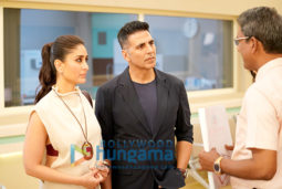 Movie Stills Of The Movie Good Newwz