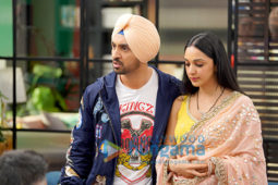 Movie Stills Of The Movie Good Newwz