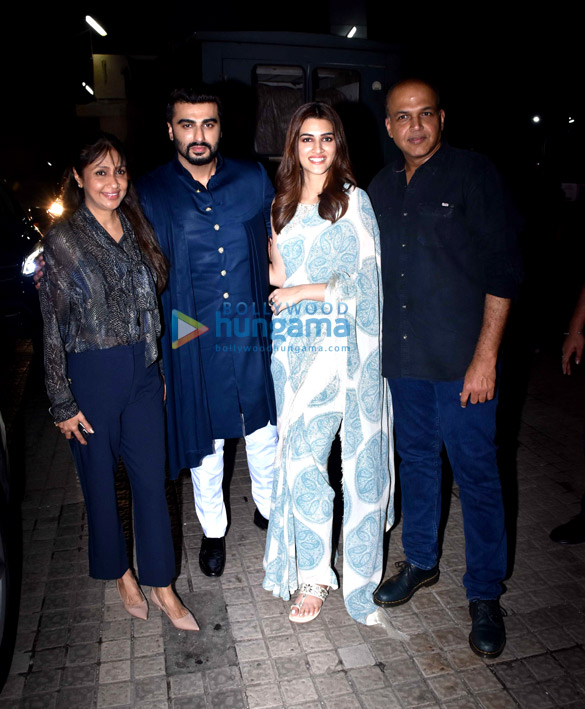 Photos: Janhvi Kapoor, Akshay Kumar and others grace the special screening of Panipat