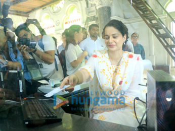 Photos: Kangana Ranaut spotted at CSMT Railway Station Ticket counter