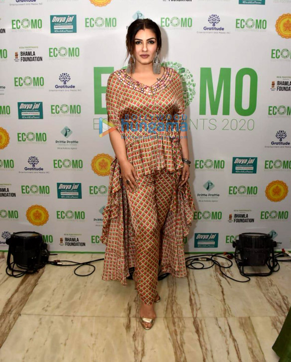 Photos: Raveena Tandon snapped at ECOMO Eco footprints 2020 event Photos: Raveena Tandon snapped at ECOMO Eco footprints 2020 event
