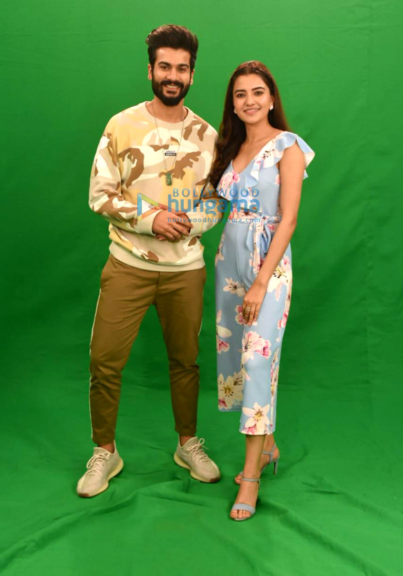 Photos: Rukshar Dhillon and Sunny Kaushal snapped promoting their film Bhangra Paa Le Photos: Rukshar Dhillon and Sunny Kaushal snapped promoting their film Bhangra Paa Le