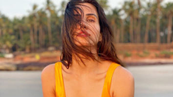Jai Mummy Di actor Sonnali Seygall stuns in a YELLOW BIKINI as she holidays in Goa! See pictures