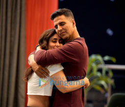 Movie Stills Of The Movie Good Newwz