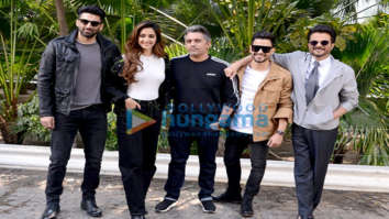 Photos: Disha Patani, Aditya Roy Kapur, Anil Kapoor, Kunal Khemu and Mohit Suri snapped promoting Malang at India Gate, Delhi