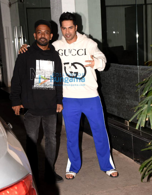 Photos: Varun Dhawan, Remo D’Souza and Dharmesh Yelande snapped promoting their film ‘Street Dancer 3D’ Photos: Varun Dhawan, Remo D’Souza and Dharmesh Yelande snapped promoting their film ‘Street Dancer 3D’