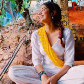 Janhvi Kapoor is all smiles as she poses in a simplistic ethnic outfit