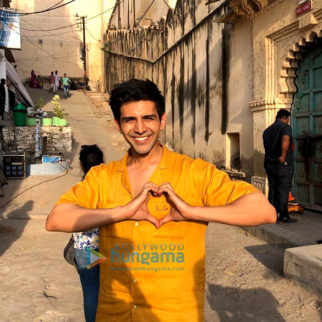 On The Sets Of The Movie Love Aaj Kal