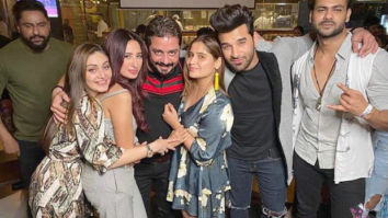 Bigg Boss 13 contestants have a reunion and the pictures are all things love!