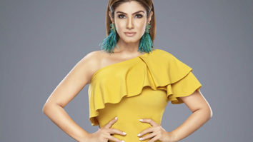Raveena Tandon corrects American news channel after they call the Namaste a ‘prayer-like gesture’