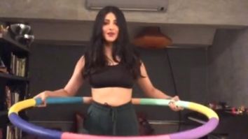 Shruti Haasan is here to teach you how to hula hoop, watch video