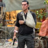 Randeep Hooda turns a still from Extraction into a meme; relates it with people purchasing liquor